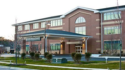 Front exterior of University of Maryland Shore Medical Pavilion at Queenstown